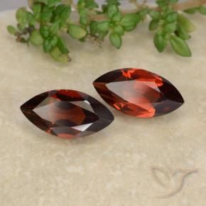 Shop natural 2.47ct Rouge Sangria Grenat pyrope gems, Marquise, from Mozambique at GemSelect. In stock, global shipping!
