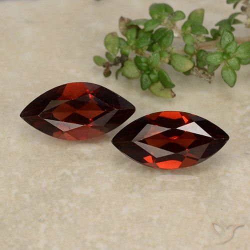 2.47ctw Naturel Rouge Sangria Grenat pyrope, Marquise, VVS-VS