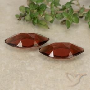 Shop natural 2.16ct Rouge foncé Grenat pyrope gems, Marquise, from Mozambique at GemSelect. In stock, global shipping!