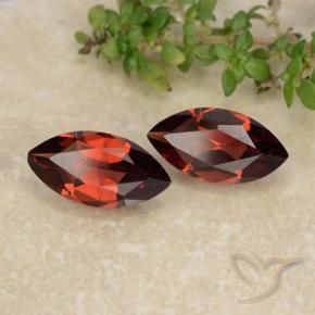Shop natural 2.43ct Rouge foncé Grenat pyrope gems, Marquise, from Mozambique at GemSelect. In stock, global shipping!