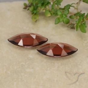 Shop natural 1.74ct Rouge moyen Grenat pyrope gems, Marquise, from Mozambique at GemSelect. In stock, global shipping!