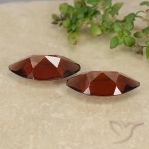 Shop natural 2.33ct Rouge foncé Grenat pyrope gems, Marquise, from Mozambique at GemSelect. In stock, global shipping!