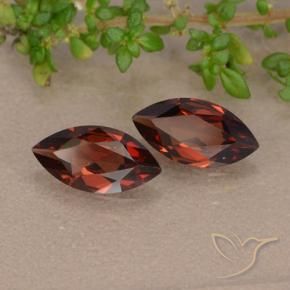 Shop natural 2.01ct Rouge foncé Grenat pyrope gems, Marquise, from Mozambique at GemSelect. In stock, global shipping!