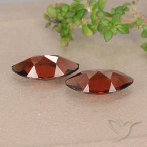 Shop natural 2.51ct Rouge foncé Grenat pyrope gems, Marquise, from Mozambique at GemSelect. In stock, global shipping!