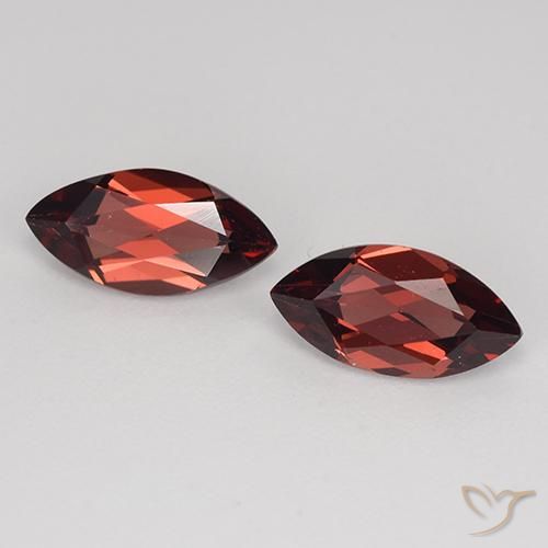 Shop natural 2.39ct Rouge foncé Grenat pyrope gems, Marquise, from Mozambique at GemSelect. In stock, global shipping!