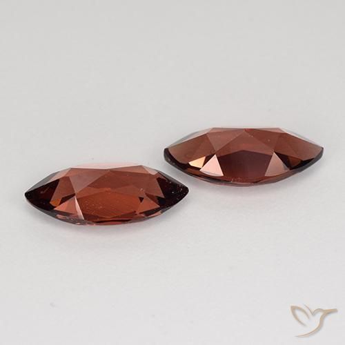 Shop natural 2.39ct Rouge foncé Grenat pyrope gems, Marquise, from Mozambique at GemSelect. In stock, global shipping!