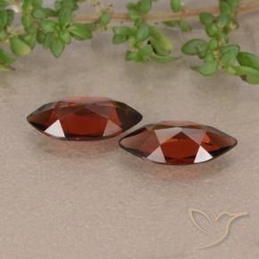 Shop natural 2.18ct Rouge foncé Grenat pyrope gems, Marquise, from Mozambique at GemSelect. In stock, global shipping!