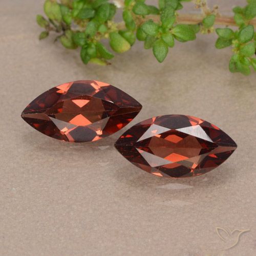 2.21ctw Naturel Rouge foncé Grenat pyrope, Marquise, VVS-VS