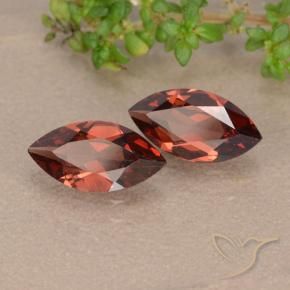 Shop natural 2.21ct Rouge foncé Grenat pyrope gems, Marquise, from Mozambique at GemSelect. In stock, global shipping!