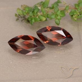 Shop natural 2.24ct Rouge foncé Grenat pyrope gems, Marquise, from Mozambique at GemSelect. In stock, global shipping!