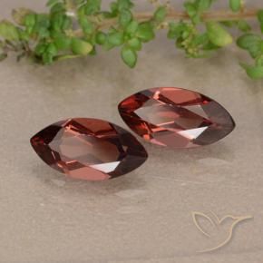 Shop natural 2.54ct Rouge foncé Grenat pyrope gems, Marquise, from Mozambique at GemSelect. In stock, global shipping!