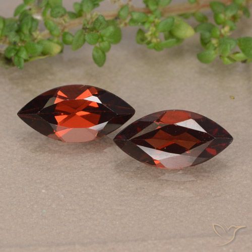 2.51ctw Naturel Rouge foncé Grenat pyrope, Marquise, VVS-VS