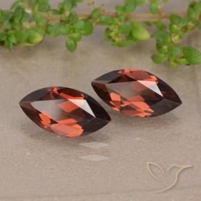 Shop natural 2.38ct Rouge foncé Grenat pyrope gems, Marquise, from Mozambique at GemSelect. In stock, global shipping!
