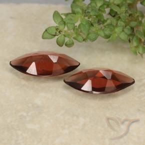Shop natural 1.71ct Rouge foncé Grenat pyrope gems, Marquise, from Mozambique at GemSelect. In stock, global shipping!