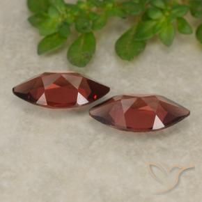 Shop natural 2.15ct Rouge foncé Grenat pyrope gems, Marquise, from Mozambique at GemSelect. In stock, global shipping!