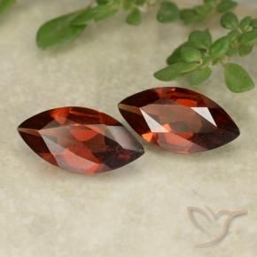 Shop natural 1.83ct Rouge foncé Grenat pyrope gems, Marquise, from Mozambique at GemSelect. In stock, global shipping!