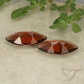 Shop natural 1.83ct Rouge foncé Grenat pyrope gems, Marquise, from Mozambique at GemSelect. In stock, global shipping!