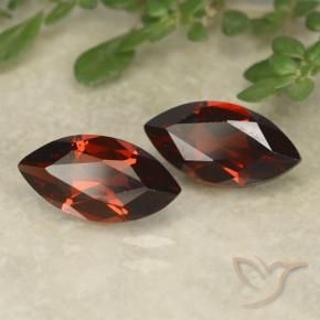 Shop natural 2.61ct Rouge foncé Grenat pyrope gems, Marquise, from Mozambique at GemSelect. In stock, global shipping!