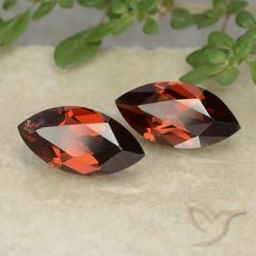 Shop natural 2.51ct Rouge foncé Grenat pyrope gems, Marquise, from Mozambique at GemSelect. In stock, global shipping!