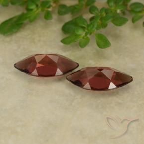 Shop natural 2.38ct Rouge écarlate profond Grenat pyrope gems, Marquise, from Mozambique at GemSelect. In stock, global shipping!
