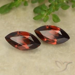 Shop natural 2.63ct Rouge foncé Grenat pyrope gems, Marquise, from Mozambique at GemSelect. In stock, global shipping!