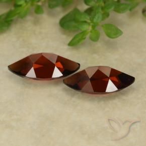 Shop natural 2.83ct Rouge sang profond Grenat pyrope gems, Marquise, from Mozambique at GemSelect. In stock, global shipping!