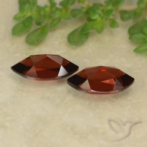 Shop natural 2.95ct Rouge foncé Grenat pyrope gems, Marquise, from Mozambique at GemSelect. In stock, global shipping!