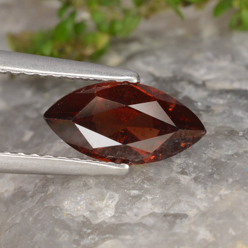 Grenat pyrope rouge naturelle marquise, 1,22 ct, VVS-VS