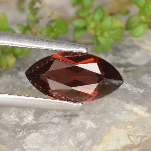1.36ct Naturel Rouge foncé Grenat pyrope, Marquise, VS