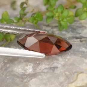 Grenat pyrope Rouge foncé naturelle Marquise, 1.25 ct, VVS
