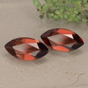 Shop natural 2.27ct Rouge foncé Grenat pyrope gems, Marquise, from Mozambique at GemSelect. In stock, global shipping!