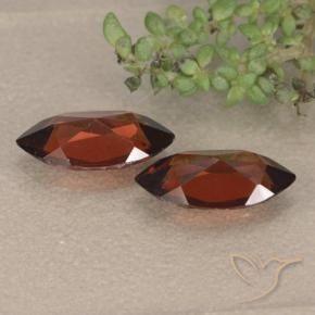 Shop natural 2.27ct Rouge foncé Grenat pyrope gems, Marquise, from Mozambique at GemSelect. In stock, global shipping!