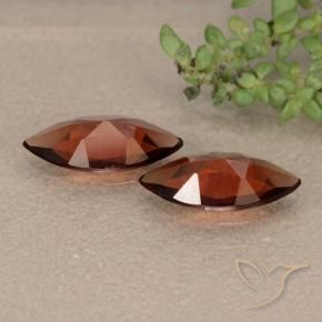 Shop natural 1.72ct Rouge écarlate Grenat pyrope gems, Marquise, from Mozambique at GemSelect. In stock, global shipping!
