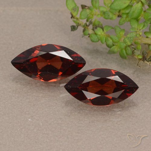 2.04ctw Naturel Rouge Sangria Grenat pyrope, Marquise, VVS-VS