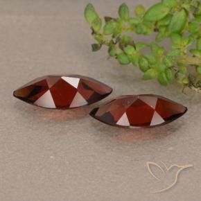Shop natural 2.04ct Rouge Sangria Grenat pyrope gems, Marquise, from Mozambique at GemSelect. In stock, global shipping!