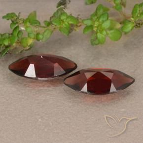 Shop natural 2.12ct Rouge foncé Grenat pyrope gems, Marquise, from Mozambique at GemSelect. In stock, global shipping!