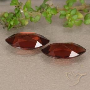 Shop natural 2.54ct Rouge écarlate profond Grenat pyrope gems, Marquise, from Mozambique at GemSelect. In stock, global shipping!