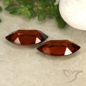 Shop natural 2.38ct Rouge foncé Grenat pyrope gems, Marquise, from Mozambique at GemSelect. In stock, global shipping!