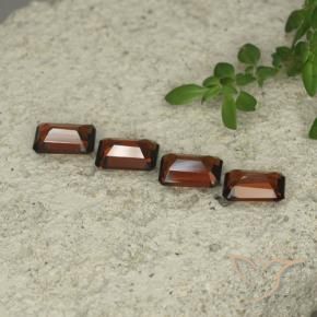 Shop natural 2.28ct Rouge moyen Grenat pyrope gems, Octogone / coupe Émeraude, from Mozambique at GemSelect. In stock, global shipping!