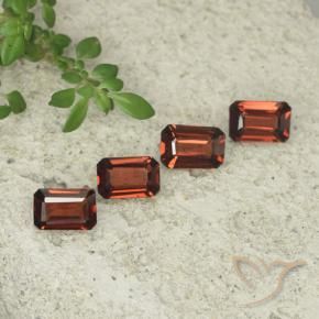 Shop natural 2.11ct Rouge moyen Grenat pyrope gems, Octogone / coupe Émeraude, from Mozambique at GemSelect. In stock, global shipping!
