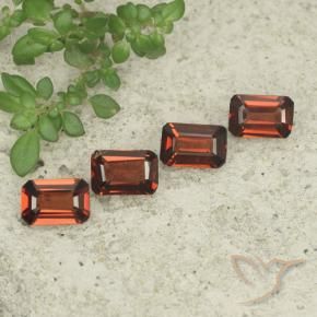 Shop natural 2.06ct Rouge moyen Grenat pyrope gems, Octogone / coupe Émeraude, from Mozambique at GemSelect. In stock, global shipping!