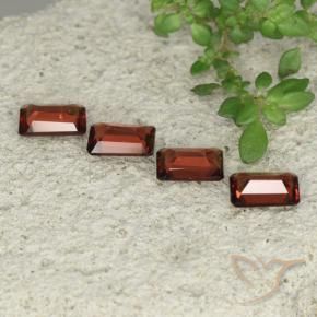 Shop natural 2.17ct Rouge écarlate Grenat pyrope gems, Octogone / coupe Émeraude, from Mozambique at GemSelect. In stock, global shipping!