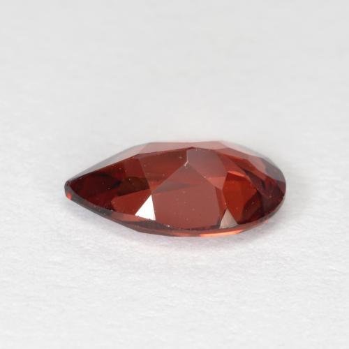 Grenat pyrope Rouge moyen naturelle En forme de poire, 0.90 ct, VVS-VS