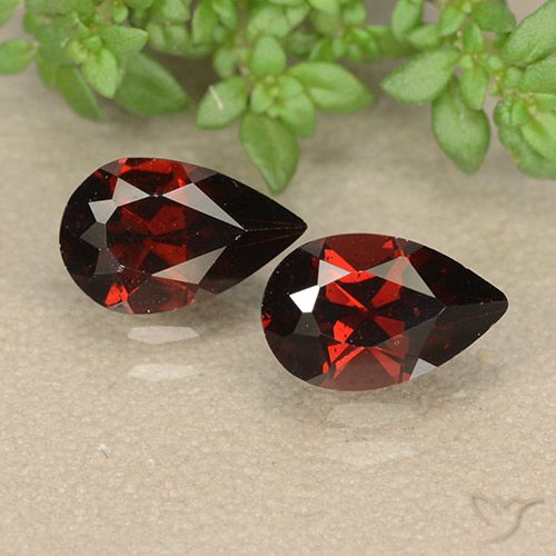 2.02ctw Naturel Rouge foncé Grenat pyrope, En forme de poire, VS