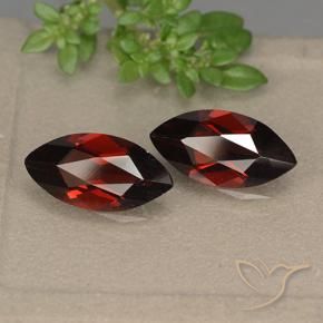 Shop natural 3.70ct Rouge foncé Grenat pyrope gems, Marquise, from Mozambique at GemSelect. In stock, global shipping!