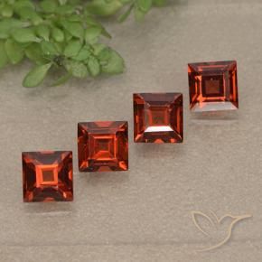 Shop natural 2.05ct Rouge vif Grenat pyrope gems, Carré, from Madagascar at GemSelect. In stock, global shipping!