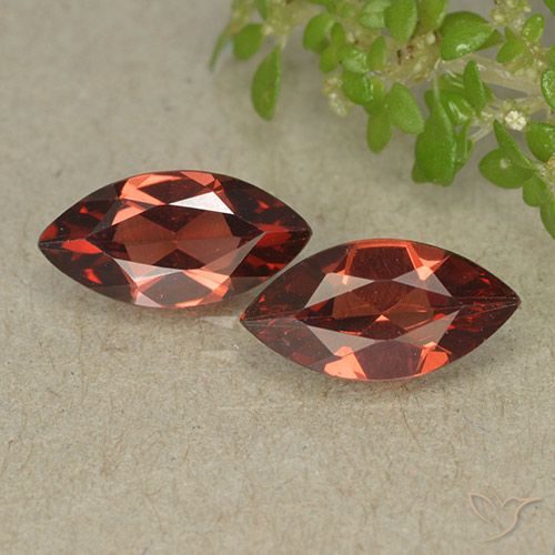 2.26ctw Naturel Baies rouge profond Grenat pyrope, Marquise, VVS-VS