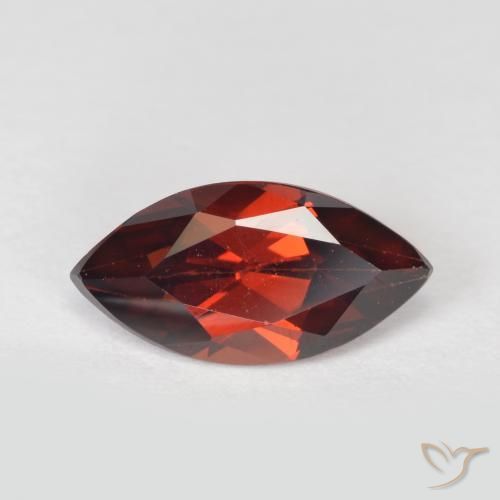 Grenat pyrope Rouge merlot naturelle Marquise, 1.34 ct, VVS-VS