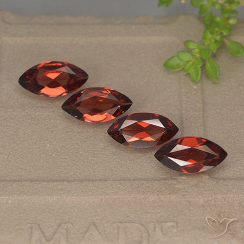 4.23ctw Naturel Rouge foncé Grenat pyrope, Marquise, VVS-VS