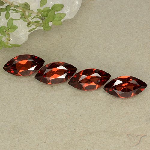 4.05ctw Naturel Rouge foncé Grenat pyrope, Marquise, VVS-VS